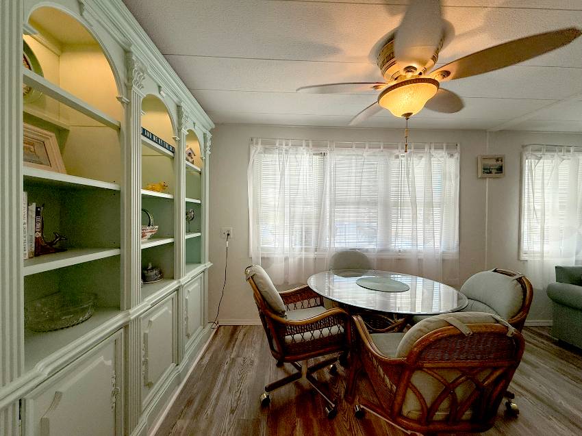 18 Date St a Bradenton, FL Mobile or Manufactured Home for Sale